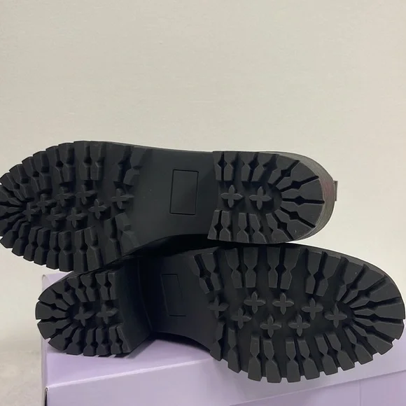 Brand new with box Women’s Madden Girl Black Harlow Combat Boots. Size is 9.5. - Picture 16 of 16